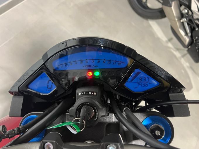 HONDA CB 1000 R 4