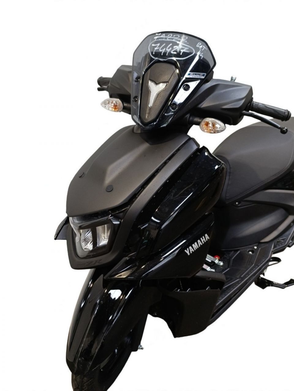 YAMAHA RayZR 125 4
