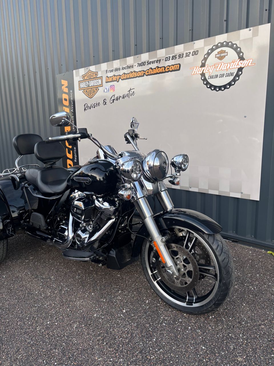 HARLEY-DAVIDSON TRIKE FREEWHEELER 1868 4