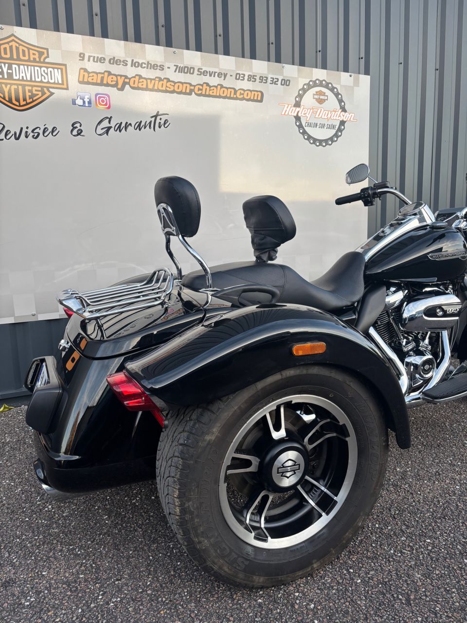 HARLEY-DAVIDSON TRIKE FREEWHEELER 1868 4