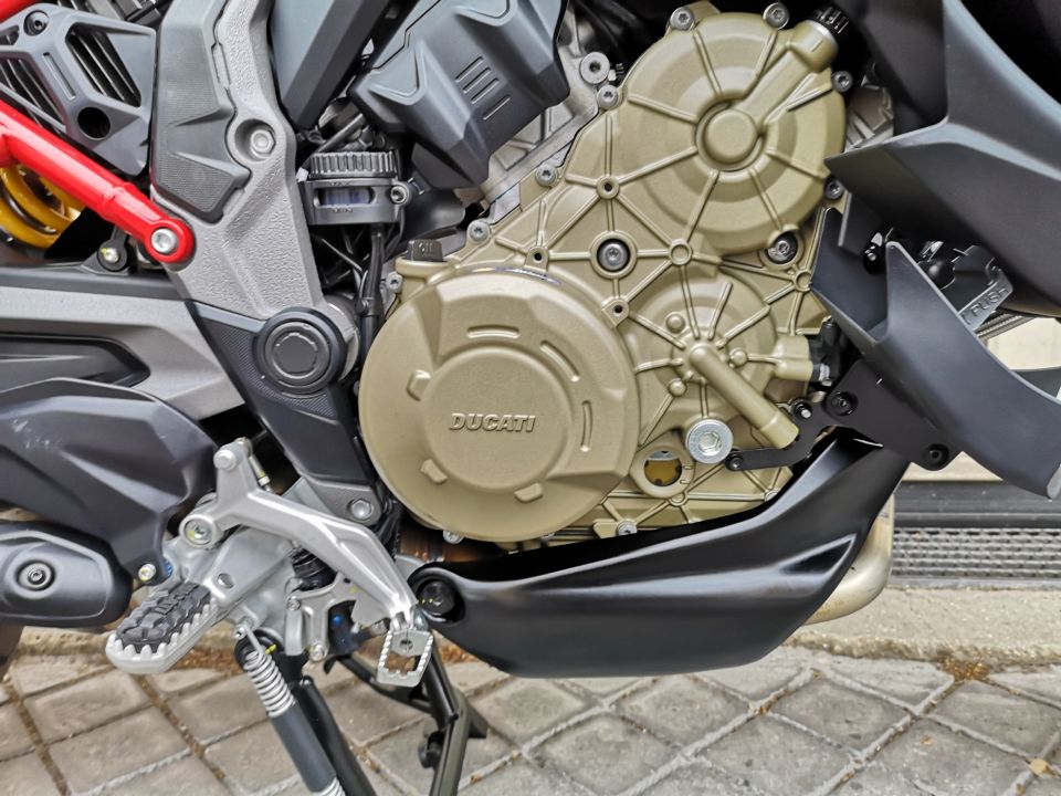 DUCATI MULTISTRADA V4 S 4