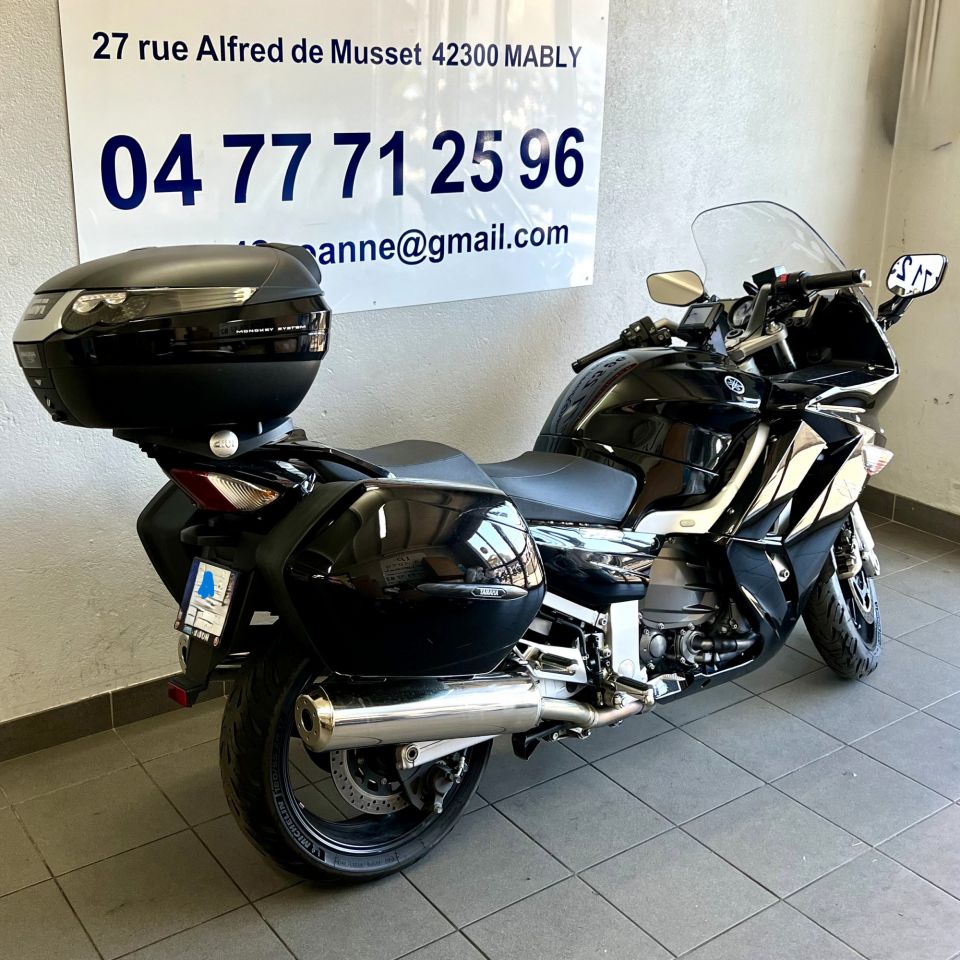 YAMAHA FJR 1300 AS 4
