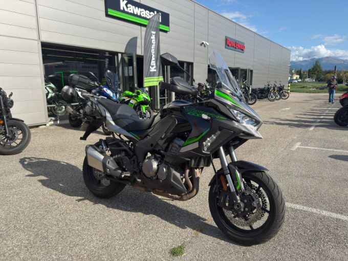 KAWASAKI VERSYS 1000 SE 4