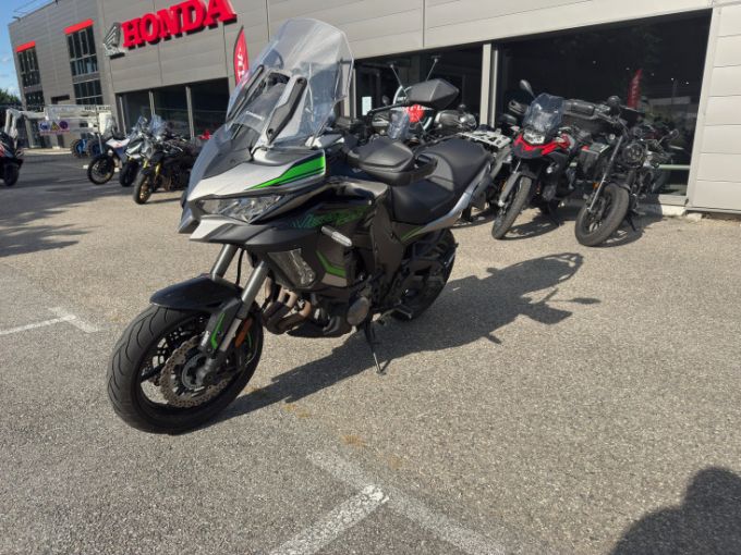 KAWASAKI VERSYS 1000 SE 4