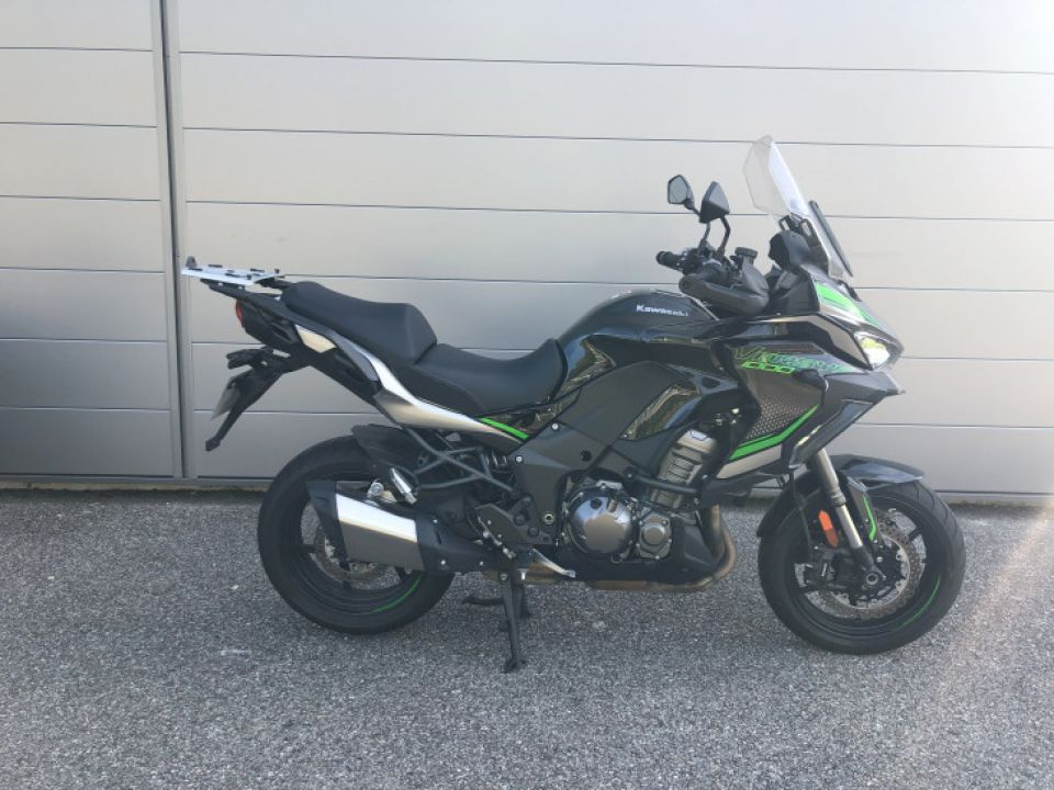 KAWASAKI VERSYS 1000 SE 4