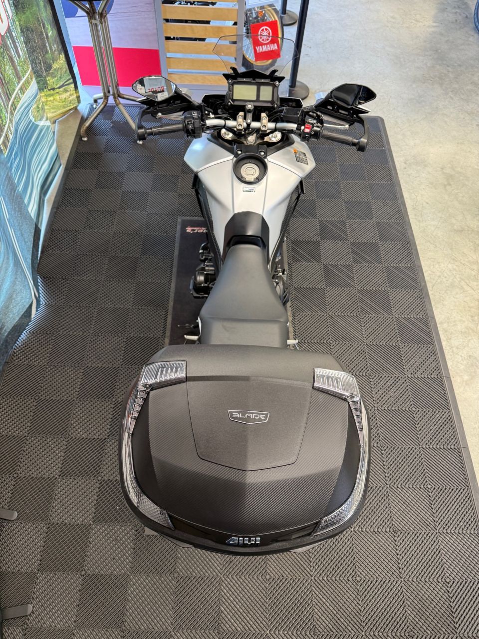 YAMAHA MT-09 TRACER 4