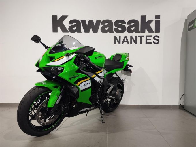KAWASAKI ZX-6R PERFORMANCE 4
