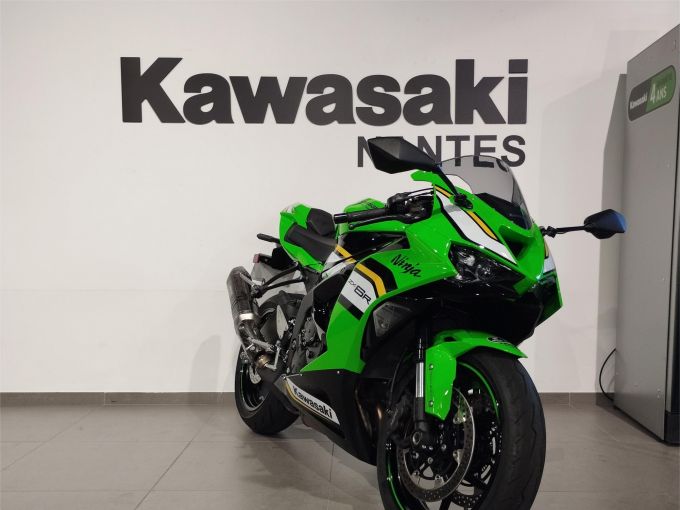 KAWASAKI ZX-6R PERFORMANCE 4