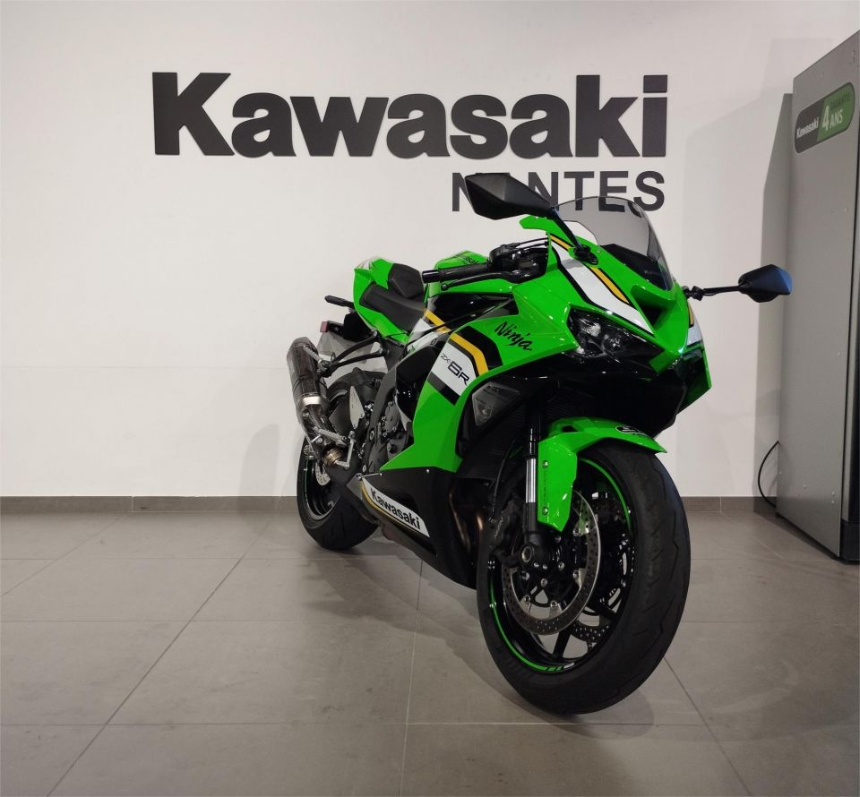 KAWASAKI ZX-6R PERFORMANCE 4