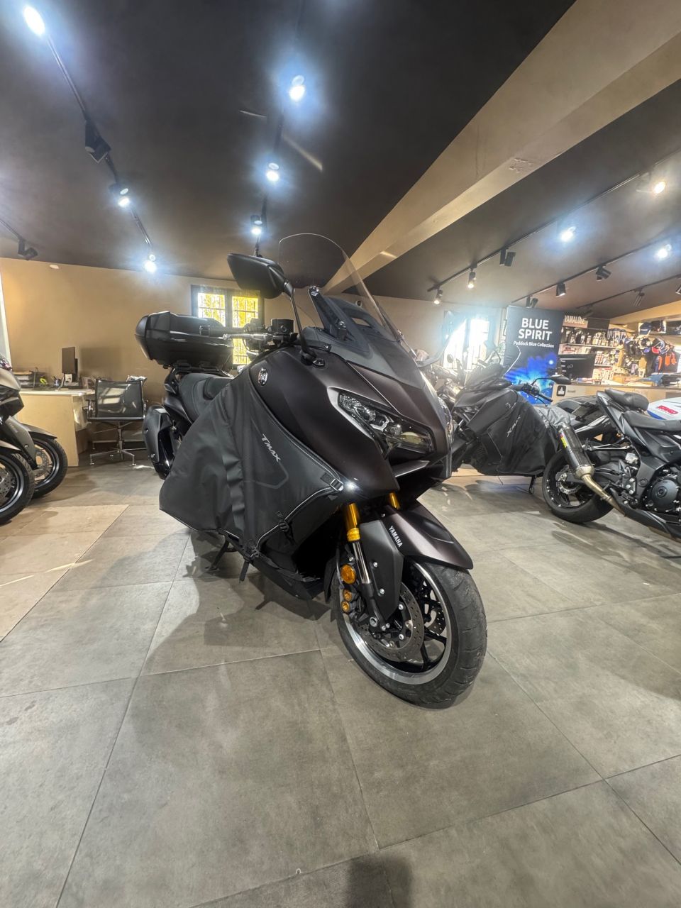 YAMAHA XP T-MAX 560 TECH MAX 4