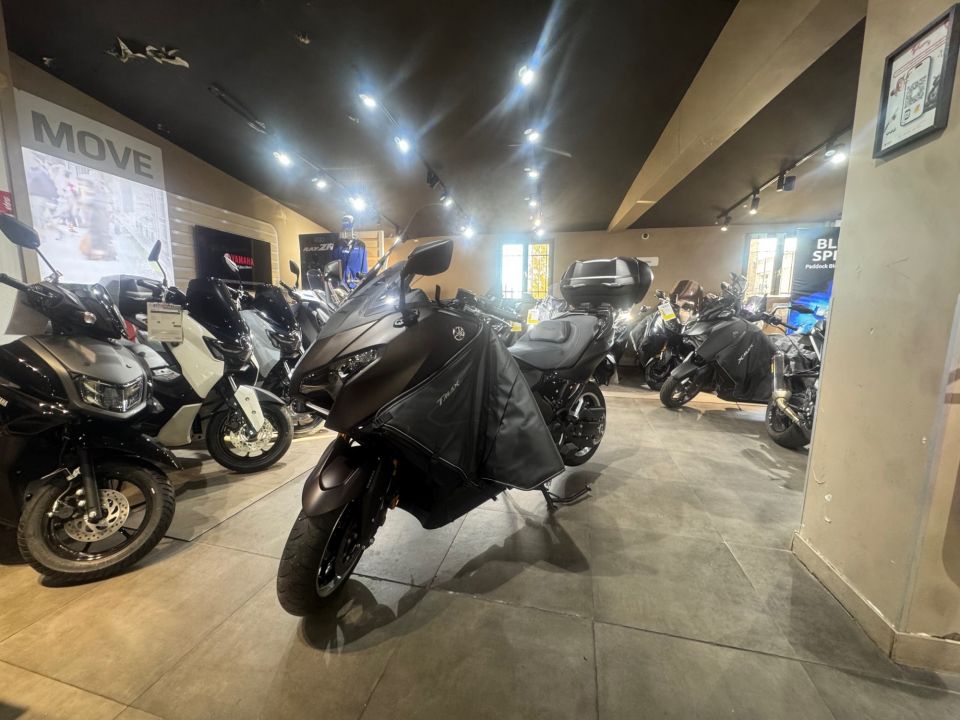 YAMAHA XP T-MAX 560 TECH MAX 4