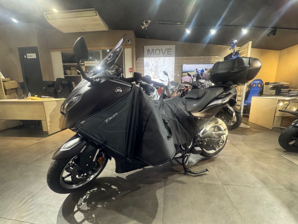 YAMAHA XP T-MAX 560 TECH MAX 4