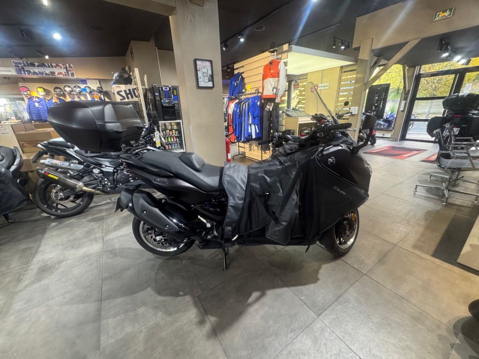 YAMAHA XP T-MAX 560 TECH MAX 4