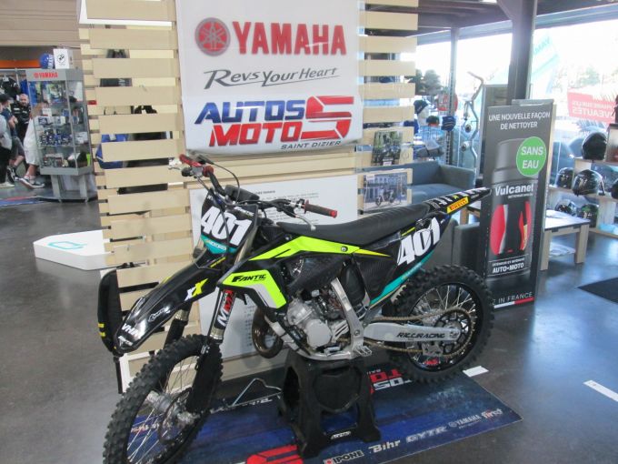 FANTIC 125 XX BLACK EDITION 4