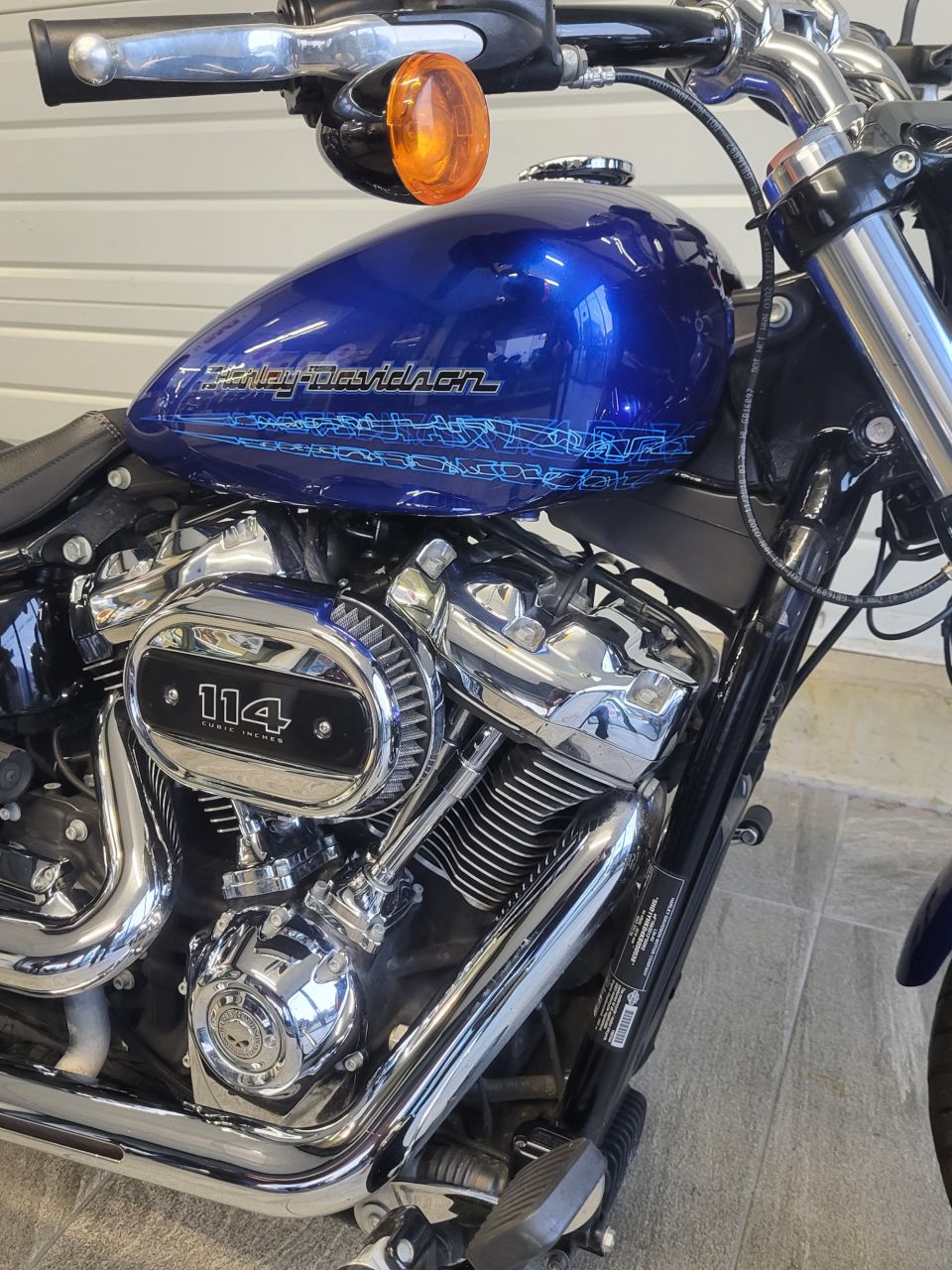 HARLEY-DAVIDSON SOFTAIL BREAKOUT 1868 4