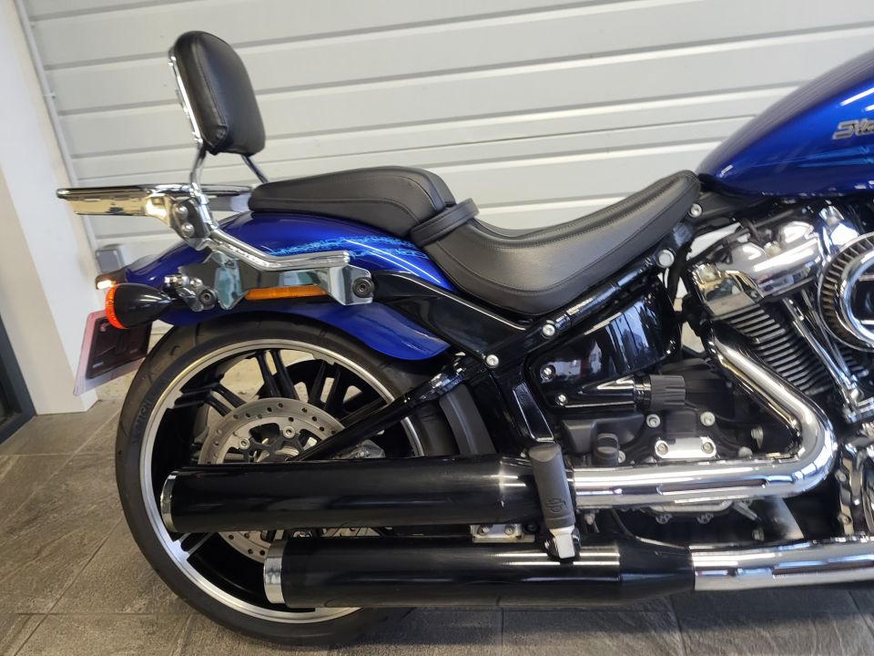 HARLEY-DAVIDSON SOFTAIL BREAKOUT 1868 4