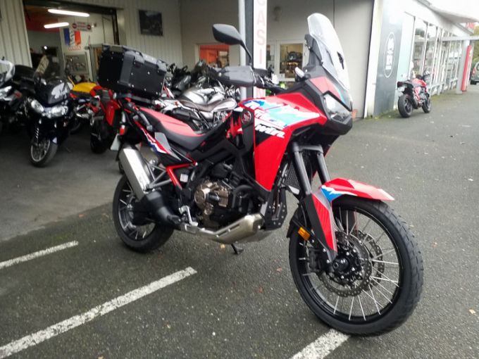 HONDA AFRICA TWIN CRF1000L DCT 4