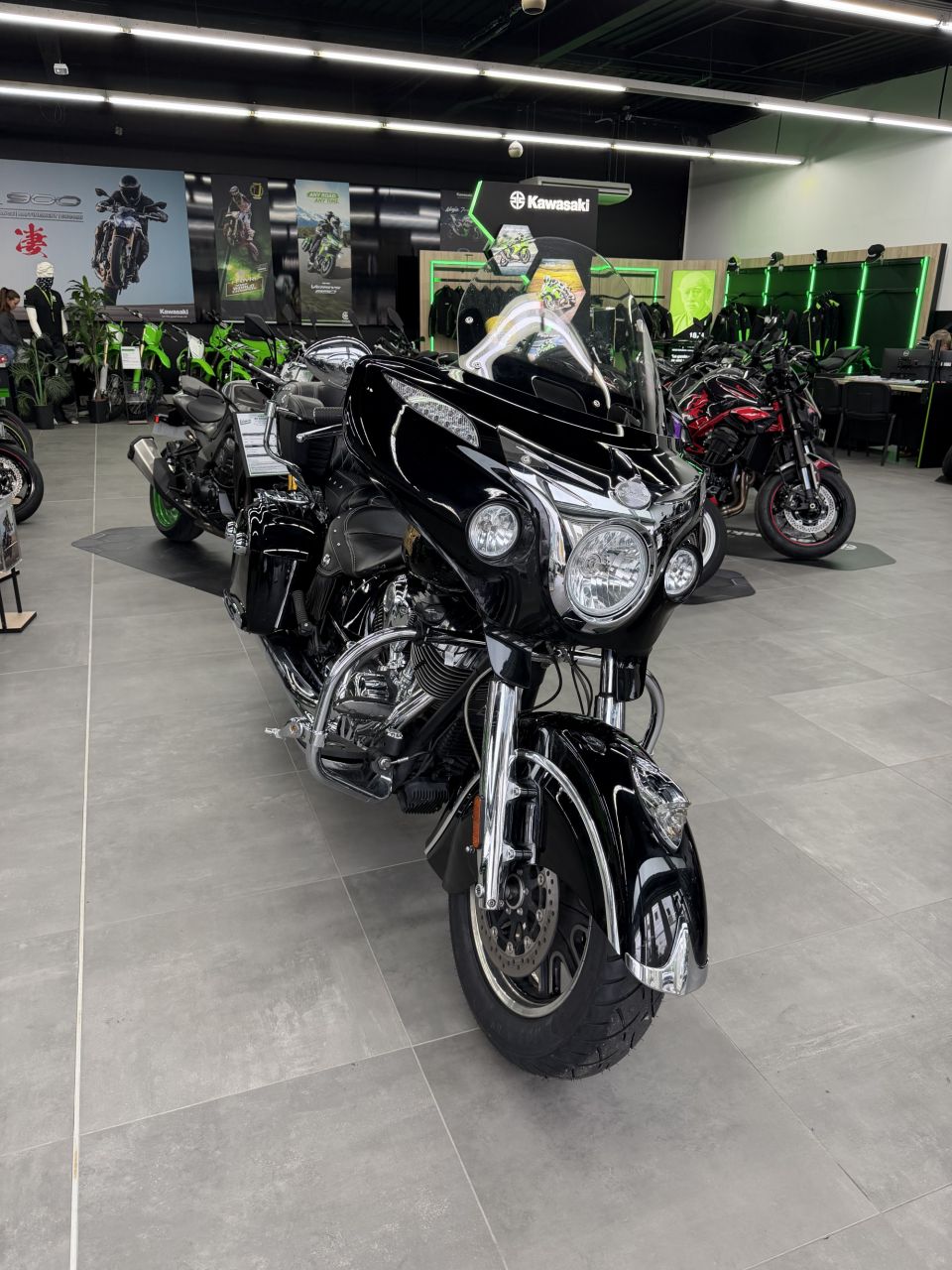 INDIAN CHIEFTAIN 1811 4