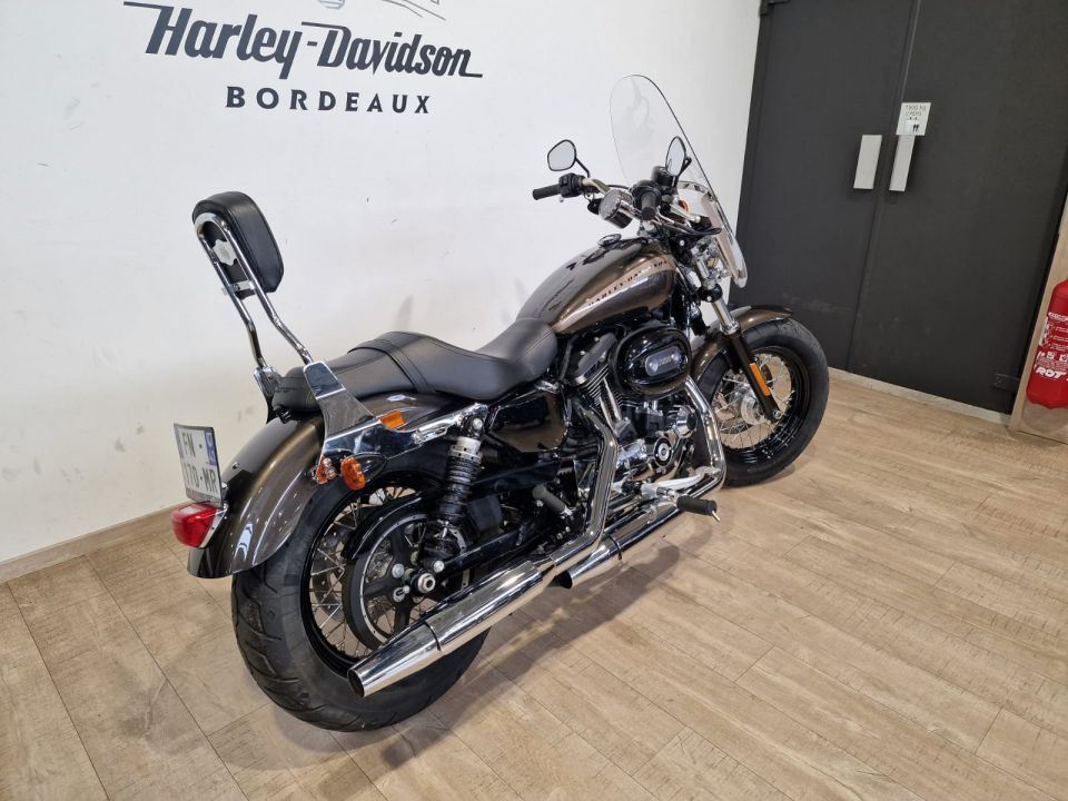 HARLEY-DAVIDSON SPORTSTER CUSTOM 1200 4