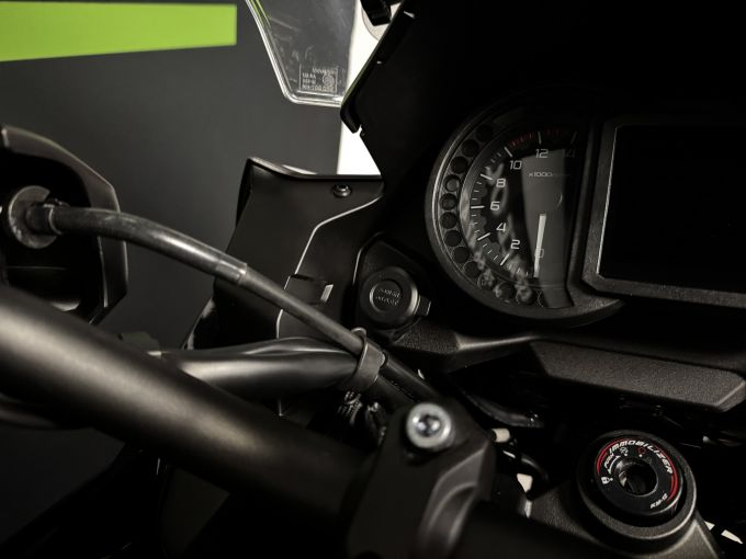 KAWASAKI VERSYS 1000 4