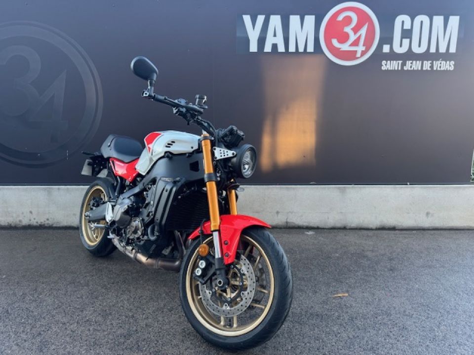 YAMAHA XSR 900 4