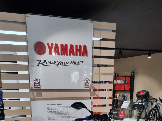 YAMAHA MT-07 (47.5CV) 4