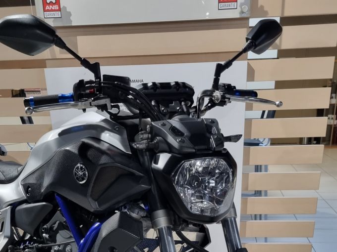 YAMAHA MT-07 (47.5CV) 4