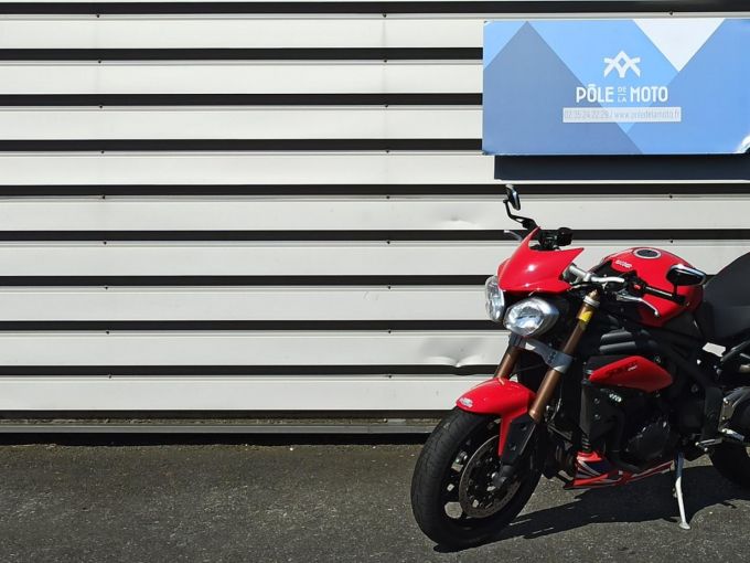 TRIUMPH SPEED TRIPLE 1050 4