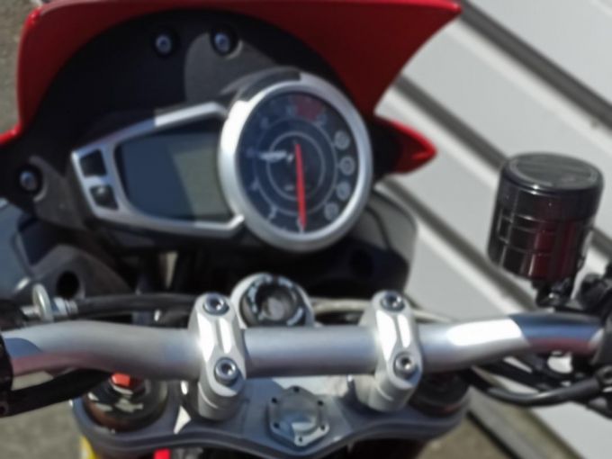 TRIUMPH SPEED TRIPLE 1050 4