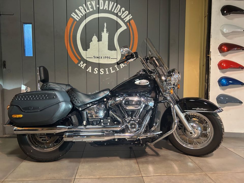 HARLEY-DAVIDSON SOFTAIL HERITAGE 1868 CLASSIC 4