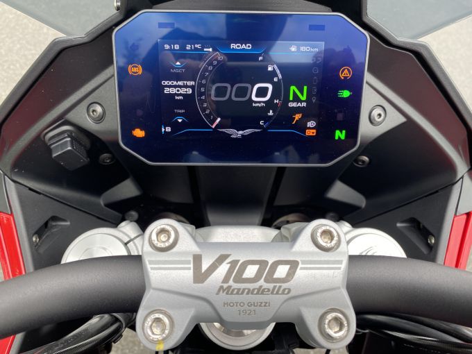 MOTO GUZZI V100  MANDELLO 4