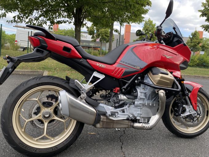 MOTO GUZZI V100  MANDELLO 4