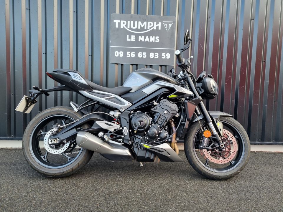 TRIUMPH STREET TRIPLE 765 R 4