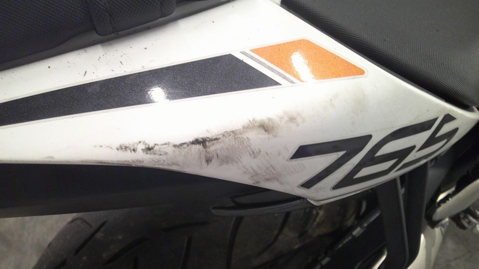 TRIUMPH STREET TRIPLE 765 R 4