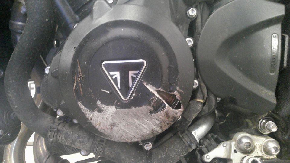 TRIUMPH STREET TRIPLE 765 R 4