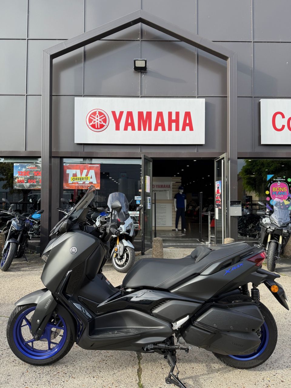 YAMAHA XMAX 300 4