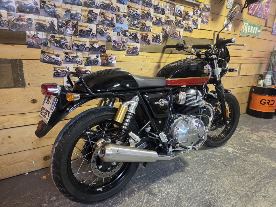 ROYAL ENFIELD INTERCEPTOR 4