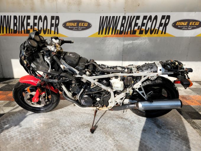 HONDA VF 1000 R 4