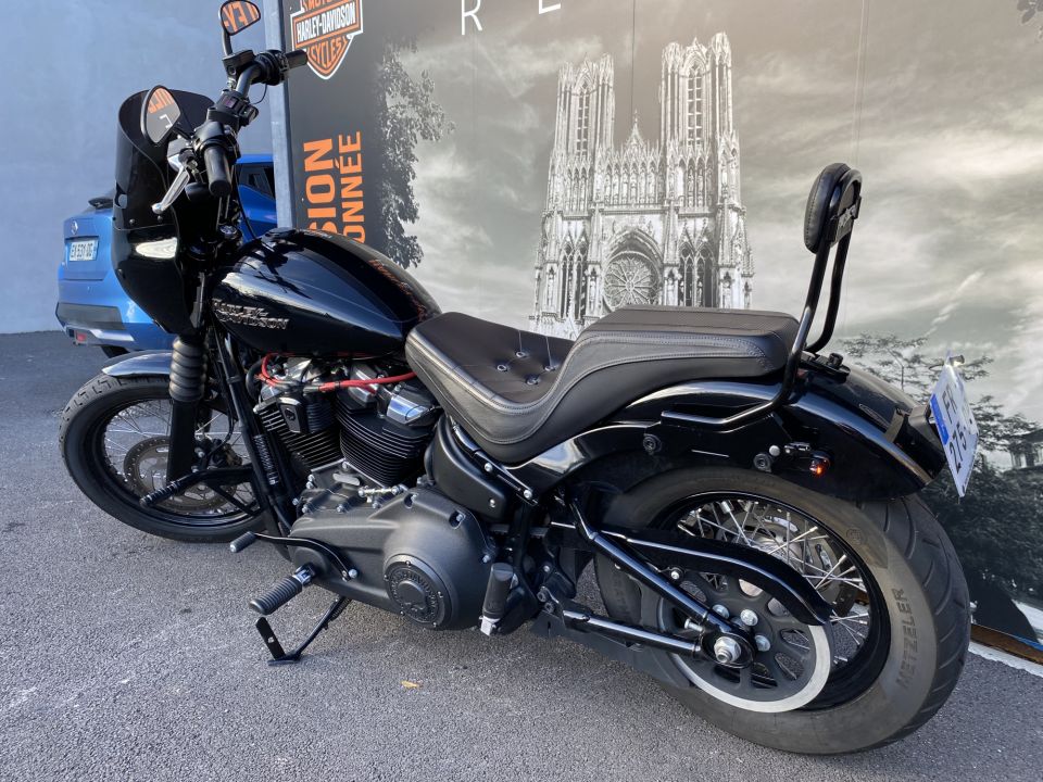 HARLEY-DAVIDSON SOFTAIL STREET BOB 1745 4