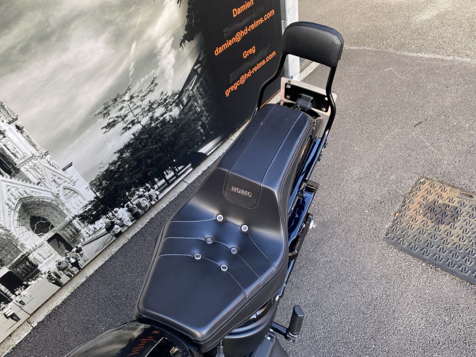 HARLEY-DAVIDSON SOFTAIL STREET BOB 1745 4