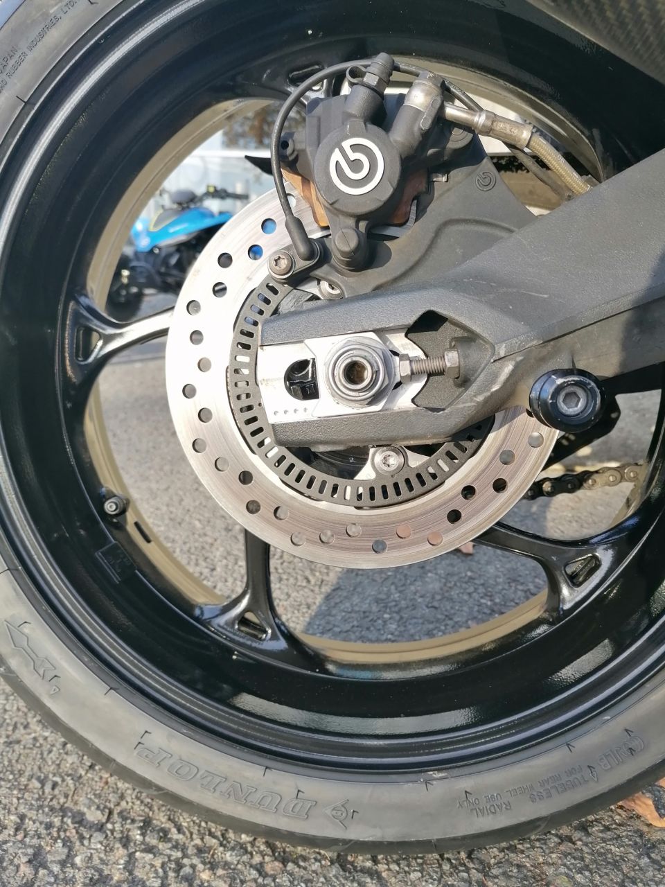 TRIUMPH STREET TRIPLE 675 4