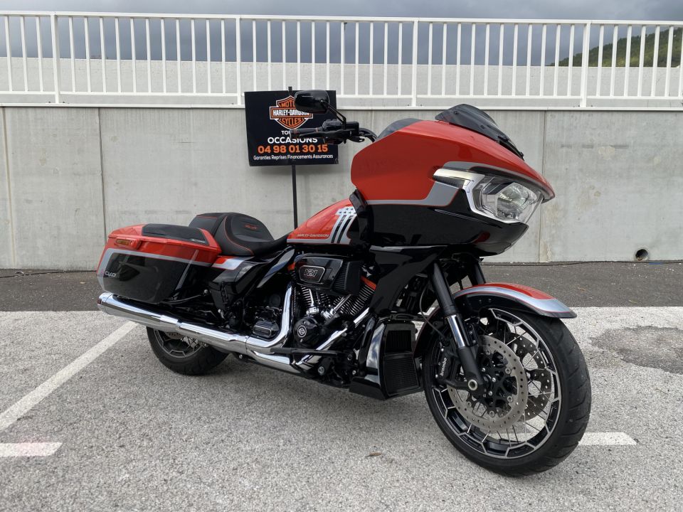 HARLEY-DAVIDSON TOURING ROAD GLIDE 1977 CVO 4