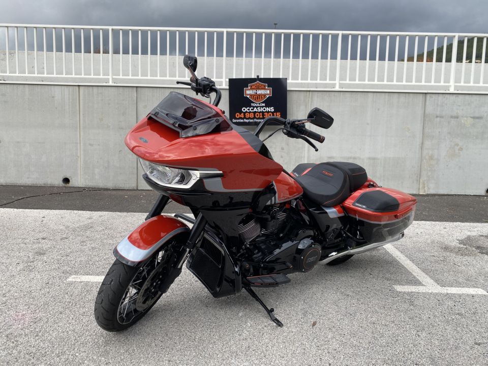 HARLEY-DAVIDSON TOURING ROAD GLIDE 1977 CVO 4