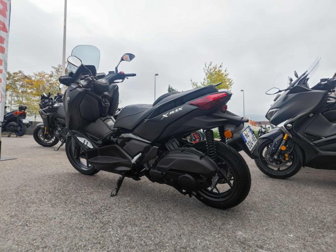 YAMAHA X-MAX 125 TECH MAX 4