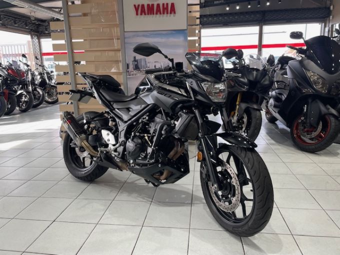 YAMAHA MT-03 4