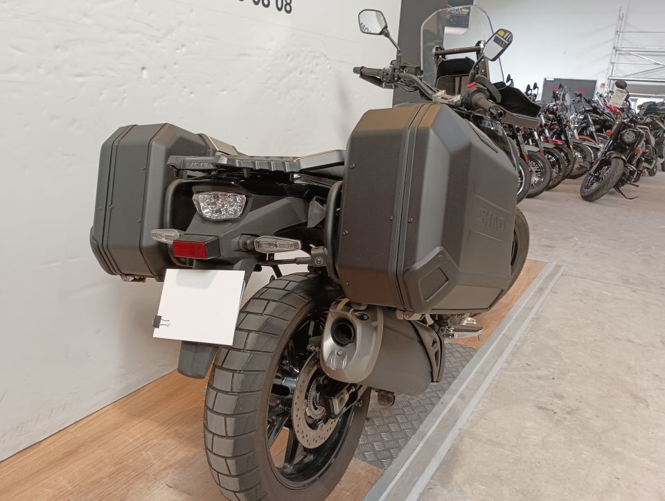 SUZUKI DL 1050 V-STROM 4