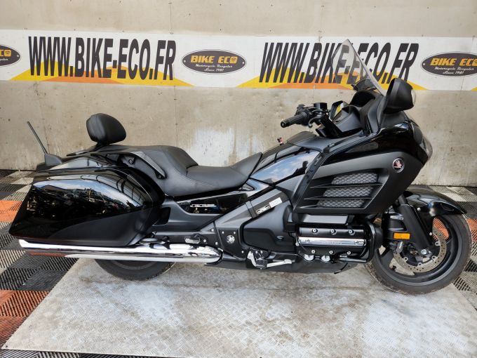HONDA F6B GOLDWING 4