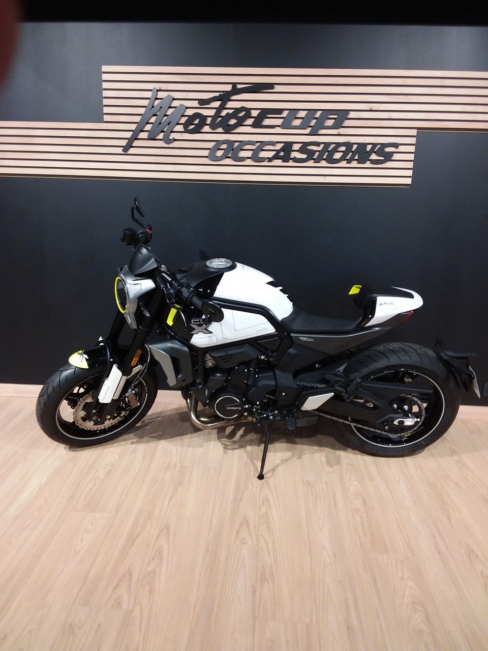 CF MOTO 700 CLX SPORT 4