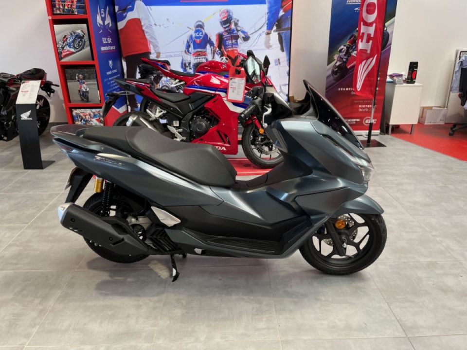 HONDA PCX 125 4