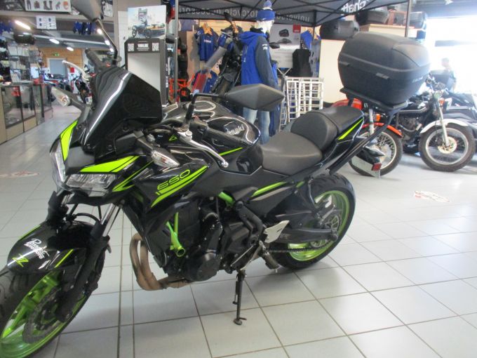 KAWASAKI Z 650 (47.5CV) 4